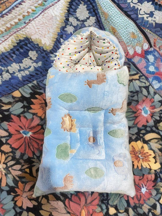 Me & Mom – JungleCuddle Baby Nest | Cozy & Playful Comfort